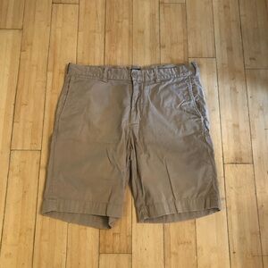 JCrew Men’s Tan Shorts Size 33